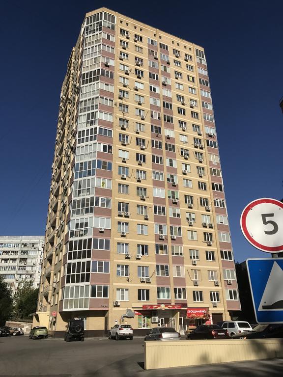 Apartment On Avtomobilnyy Pereulok Rostov-on-Don Bagian luar foto